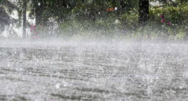 Heavy showers to continue; several areas inundated